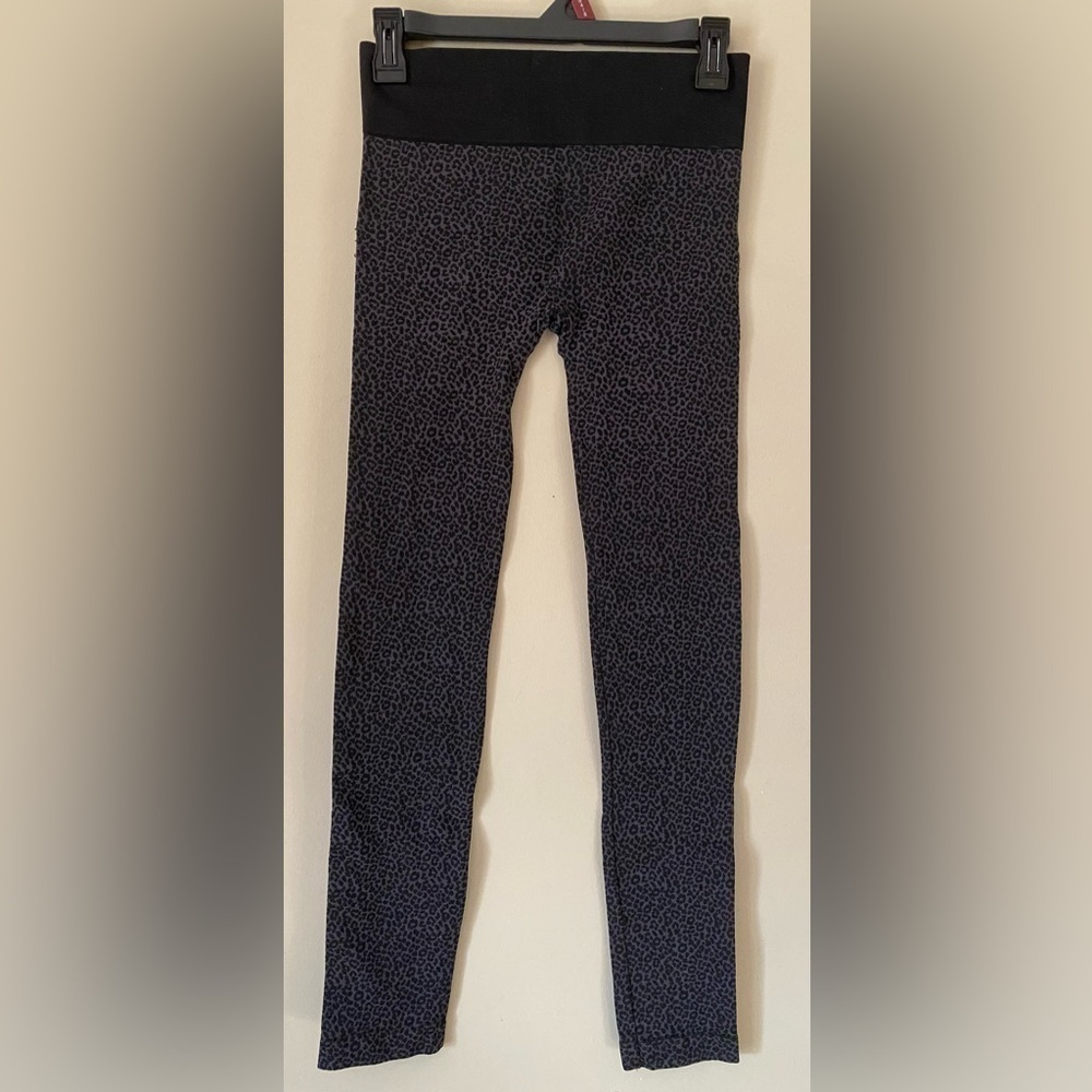 Legacy Animal Print Leggings M NWOT